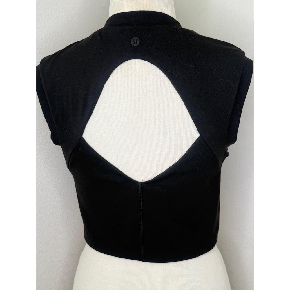 Lululemon Top LLL Diamond cutout Black Cropped Sleeveless Minimalist Modern - Picture 4 of 7